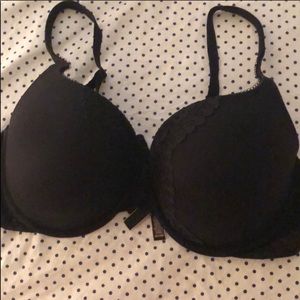 Victoria secret black bra 38D perfect shape